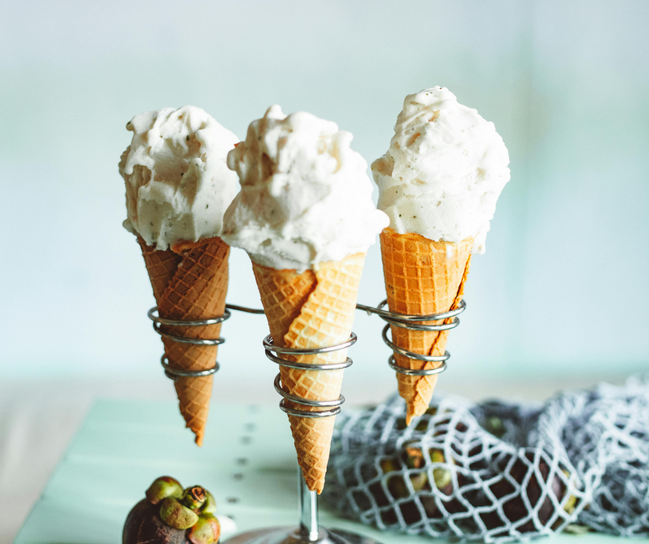lody waniliowe z platiku