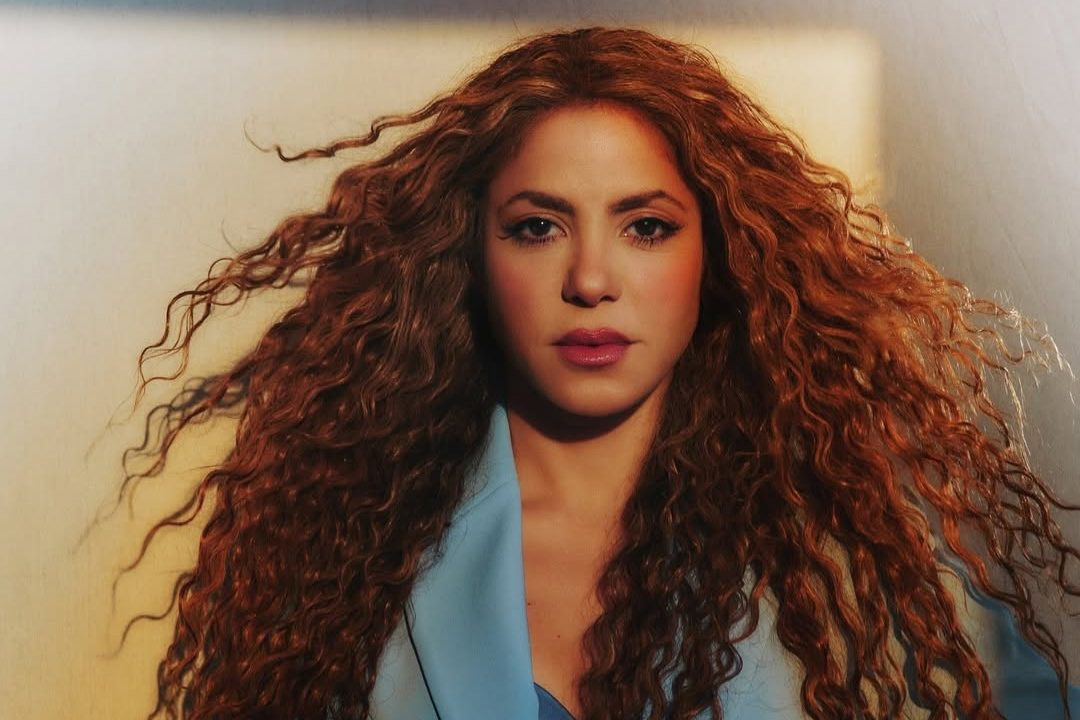 Shakira wprowadza markę kosmetyków do włosów Isima