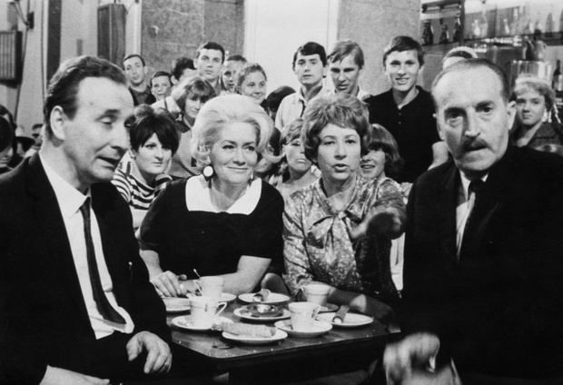 Serial Wojna domowa, 1965 rok. Andrzej Szczepkowski, Alina Janowska, Irena Kwiatkowska, Kazimierz Rudzki