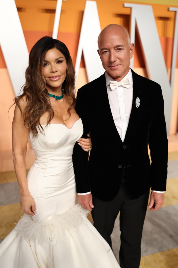 Jeff Bezos, Lauren Sanchez. 2025 rok
