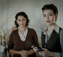 Wojenne dziewczyny IV - serial TVP Maja Szopa (Nitka) Renata Dancewicz (Matka Nitki)