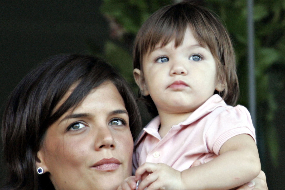 Katie Holmes, Suri Cruise, mecz, Stany Zjednoczone, 21.07.2007 r. - jamnik