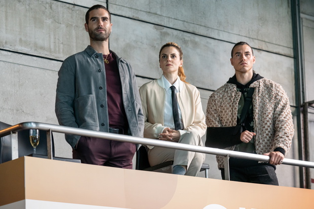 „Olympo”, serial Netflix, czerwiec 2025: Nico Furtado jako Hugo Teixeira, Melina Matthews jako Jana Castro, Jesús Rubio jako Iker Delallave