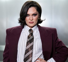 Jessie J, rozdanie telewizyjnych nagród BAFTA, Londyn, Wielka Brytania, 11.05.2025 r. - jamnik
