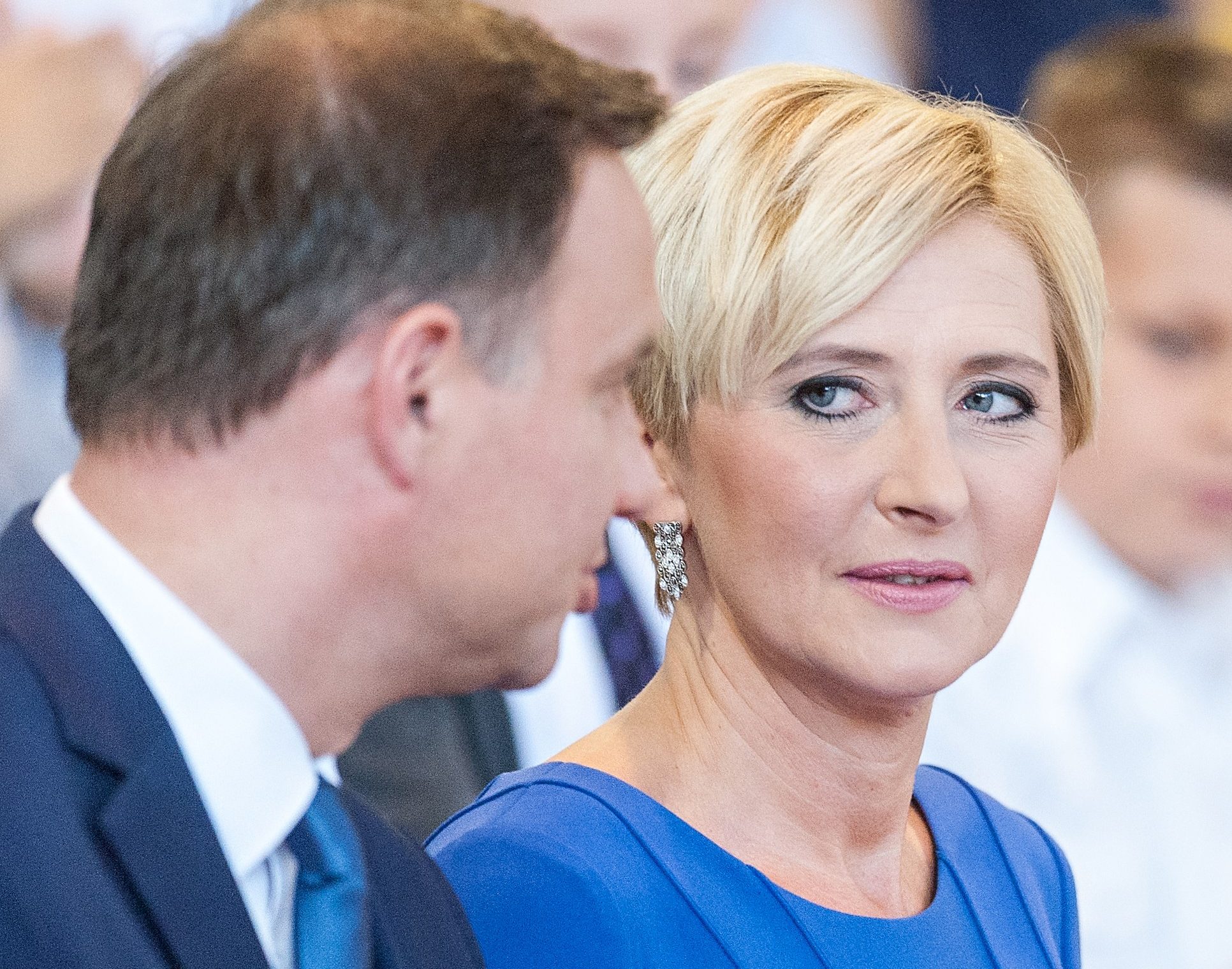 Andrzej Duda, Agata Kornhauser-Duda, para prezydencka na inauguracji roku szkolnego w Jastarni, 01.09.2015 r. - jamnik