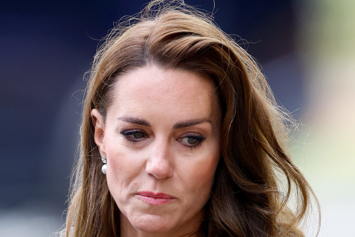 Księżna Kate, Kate Middleton, wizyta w Sandringham, Norfolk, 15.09.2022 rok - jamnik