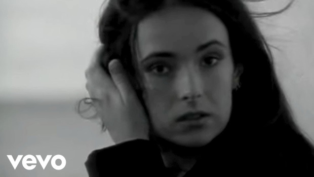 Kasia Kowalska, teledysk do utworu „A to co mam”, 1995 rok