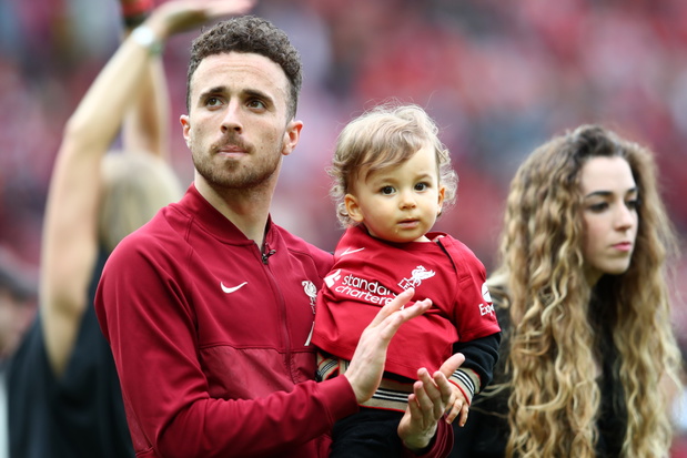 Diogo Jota, żona Rute Cardoso, dziecko, Liverpool v Wolverhampton Wanderers - Premier League, Liverpool, Anglia, 22.05.2022 rok