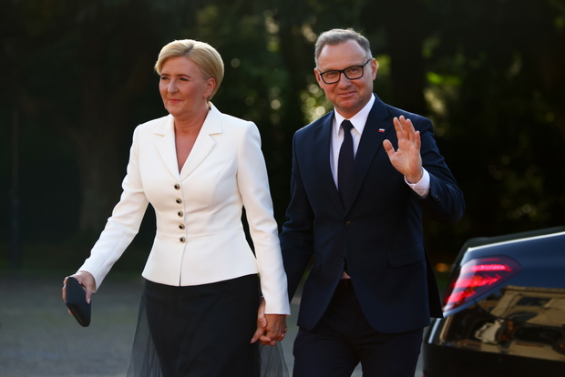 Prezydent Duda z ?on? na szczycie NATO