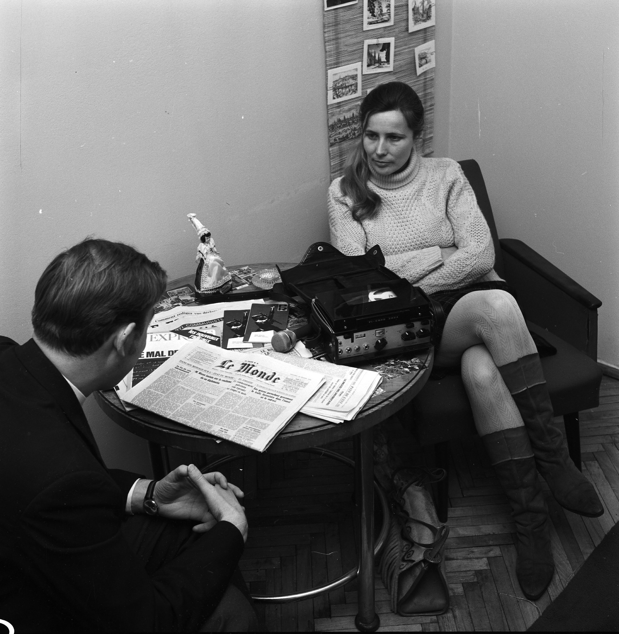 02.1970 rok, Warszawa. Agnieszka Osiecka w Polskim Radio.
