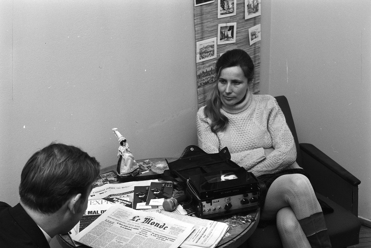02.1970 rok, Warszawa. Agnieszka Osiecka w Polskim Radio.