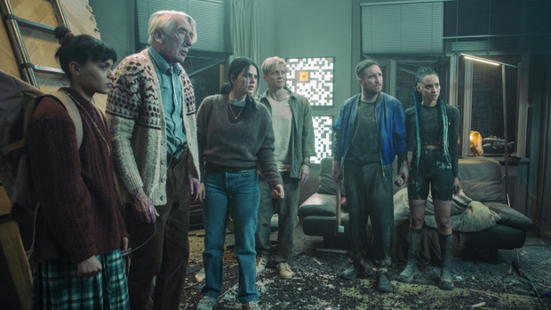 Matthias Schweighöfer, Ruby O. Fee, Frederick Lau, Salber Lee Williams, Axel Werner, Sira-Anna Faal, film Za Murem