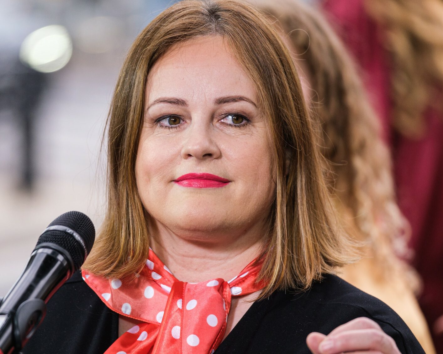 Joanna Kołaczkowska, plan programu „Dzień Dobry TVN”, Warszawa, 05.06.2021 rok - jamnik