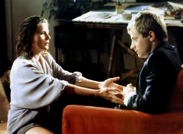 Grażyna Szapołowska i Olaf Lubaszenko , kadr z filmu "Krótki film o miłości"