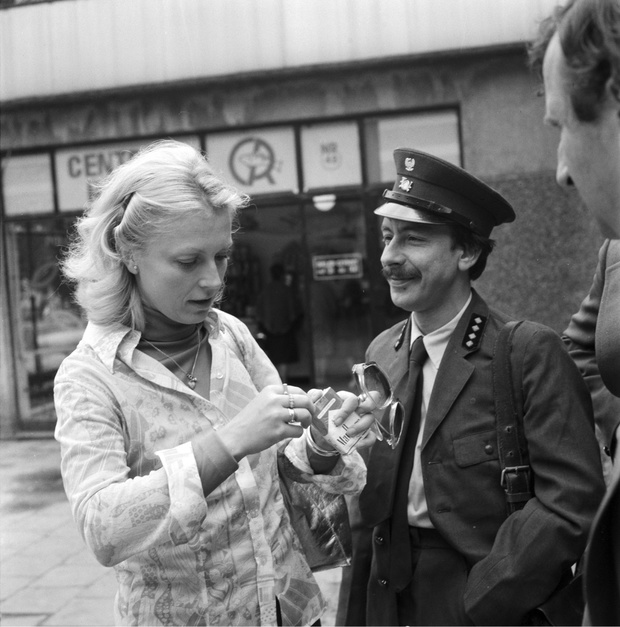 07.1977. Co mi zrobisz jak mnie złapiesz, Ewa Wiśniewska i Krzysztof Świętochowski.