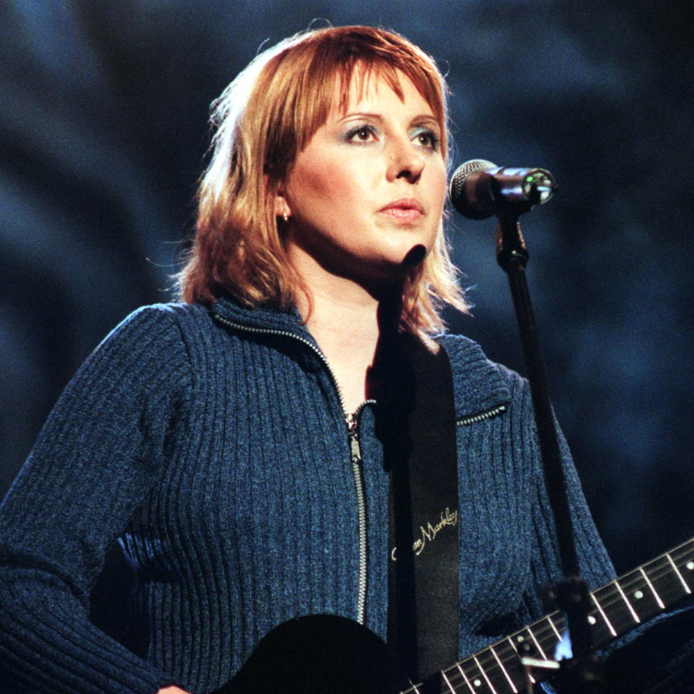 Edyta Bartosiewicz, 30 . 04. 1999 WARSZAWA