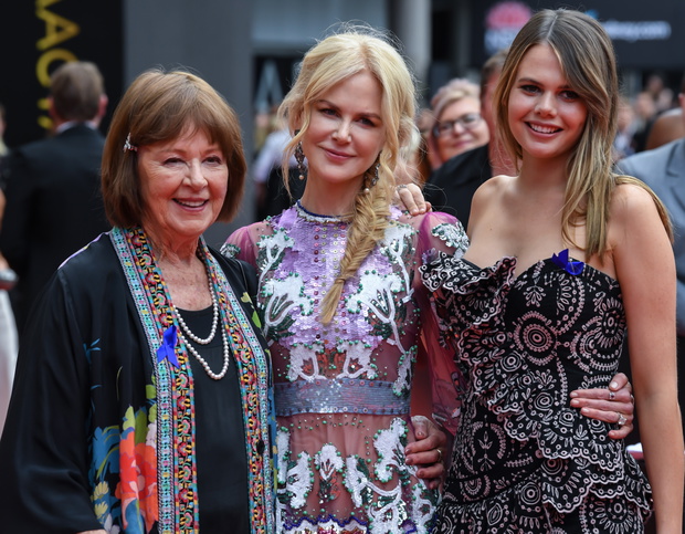 Nicole Kidman z mamą Janelle Ann Kidman i siostrzenicą Lucia Hawley 2018 r. Sydney, Australia.