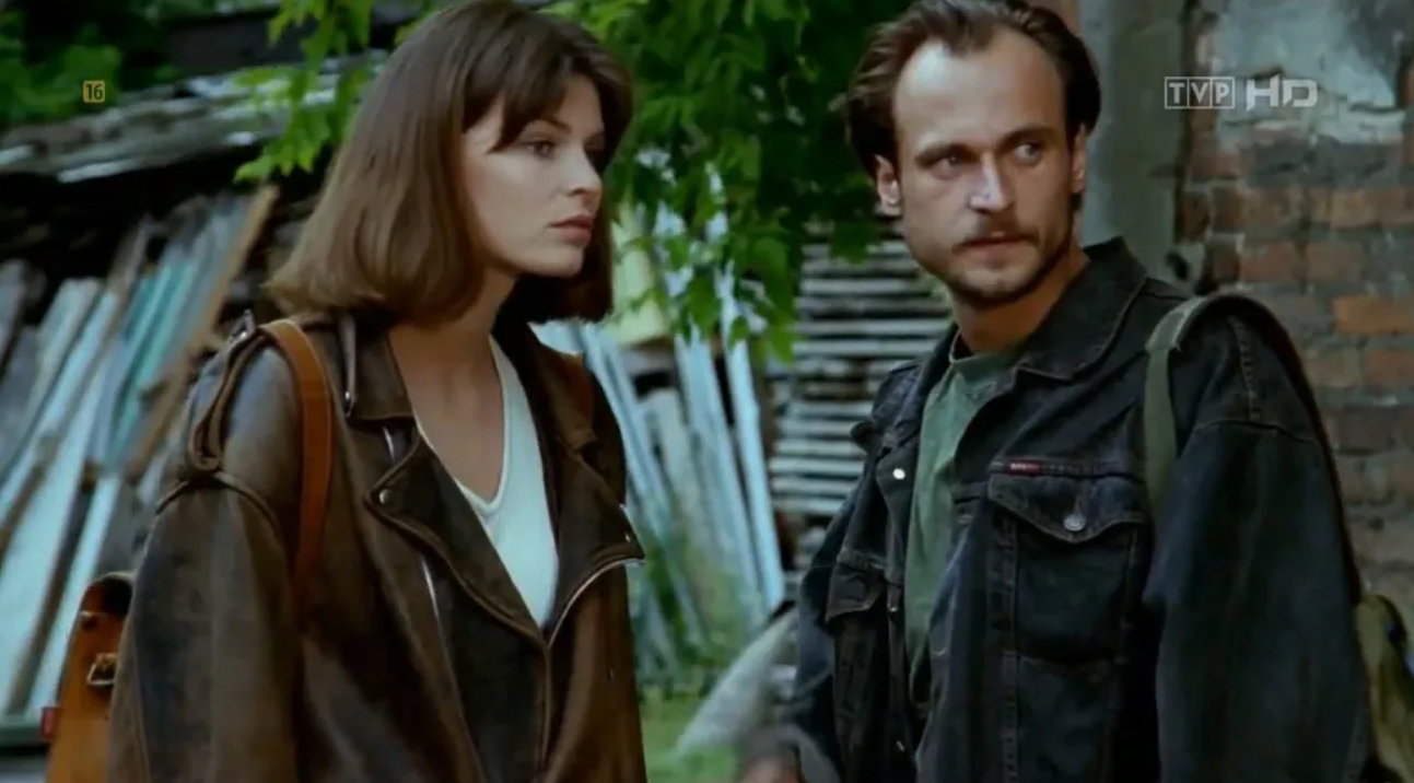 Kadr z filmu "Girl Guide"