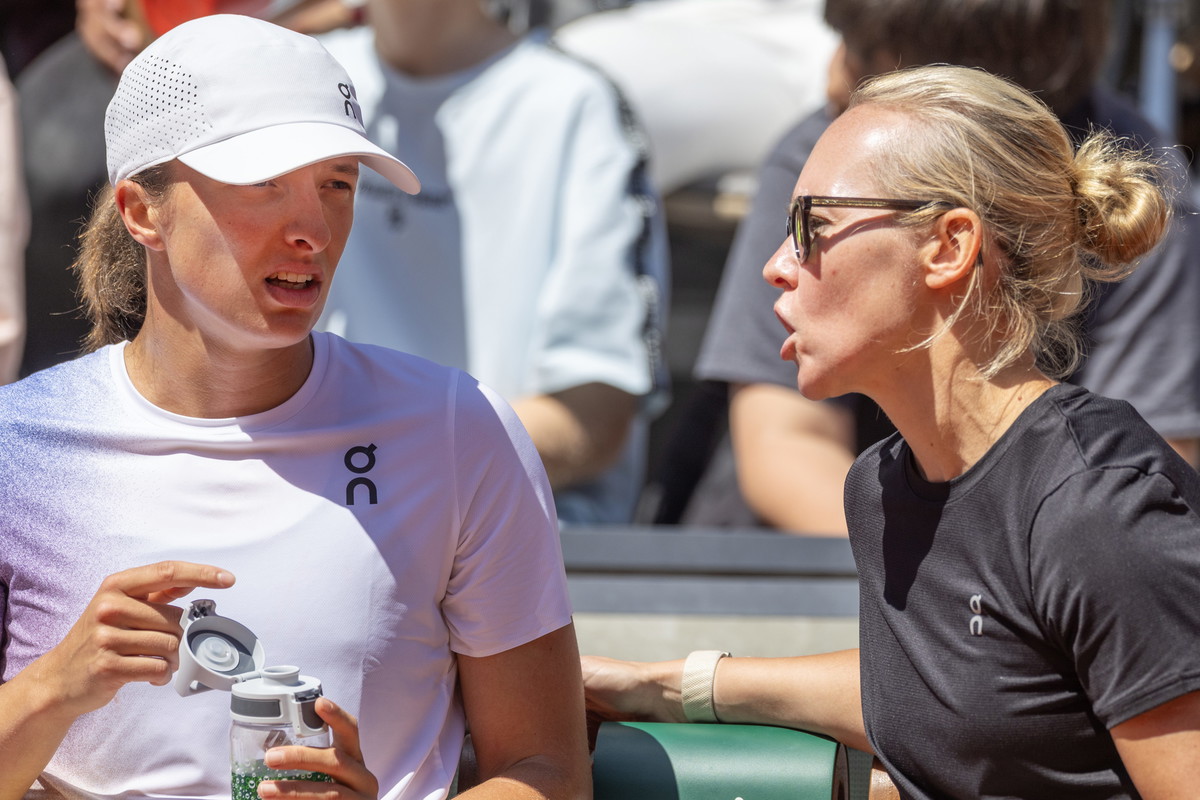 Iga Świątek, Daria Abramowicz, French Open, Roland-Garros 2025, Paryż, Francja, 22.05.2025 r. - jamnik