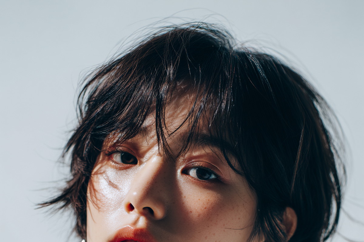 Korean Woman with Short Hair in White Outfit Beauty Portrait, Minimal Beauty Shoot of Asian Model with Short Hair in White, 20s Korean Female Beauty Stock Photo, AI Beauty Model in White Clothing