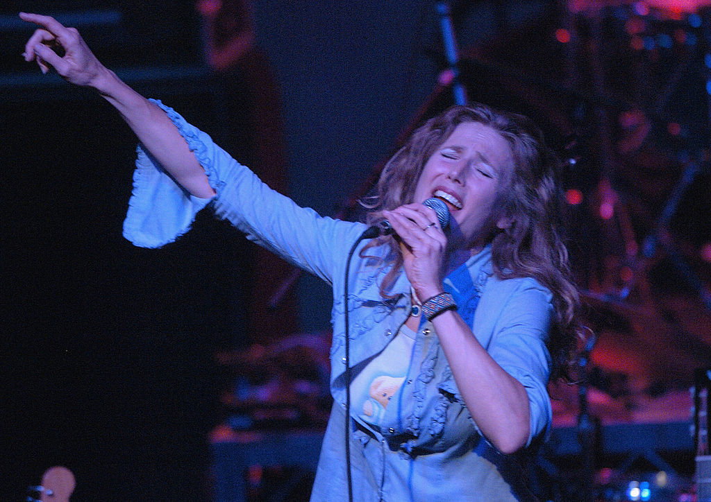 Sophie B. Hawkins