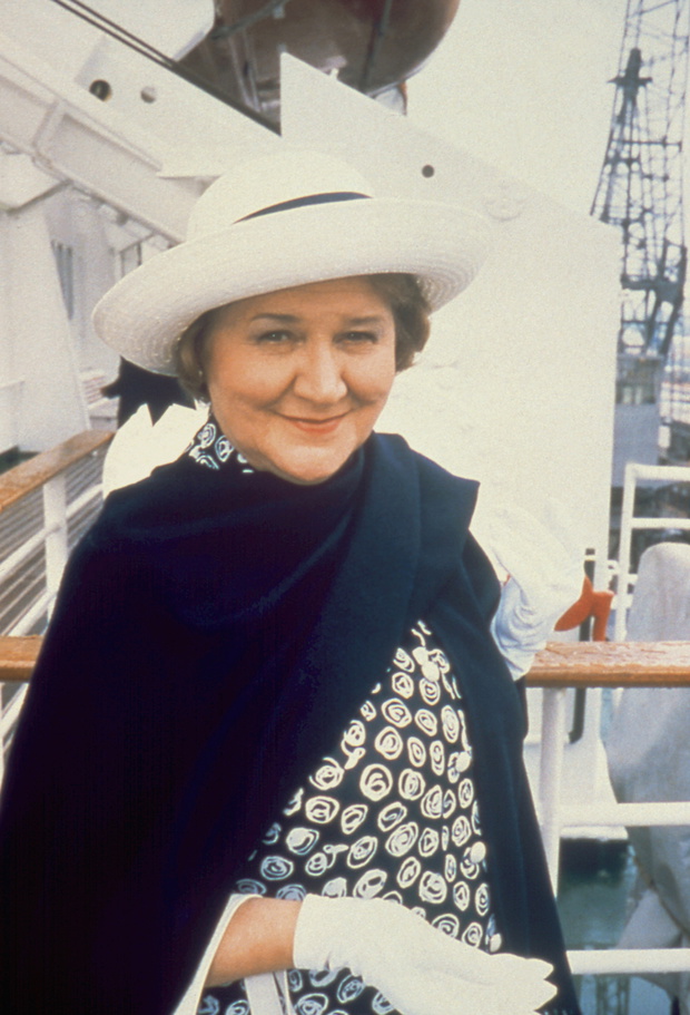 Patricia Routledge, Co ludzie powiedzą?, serial