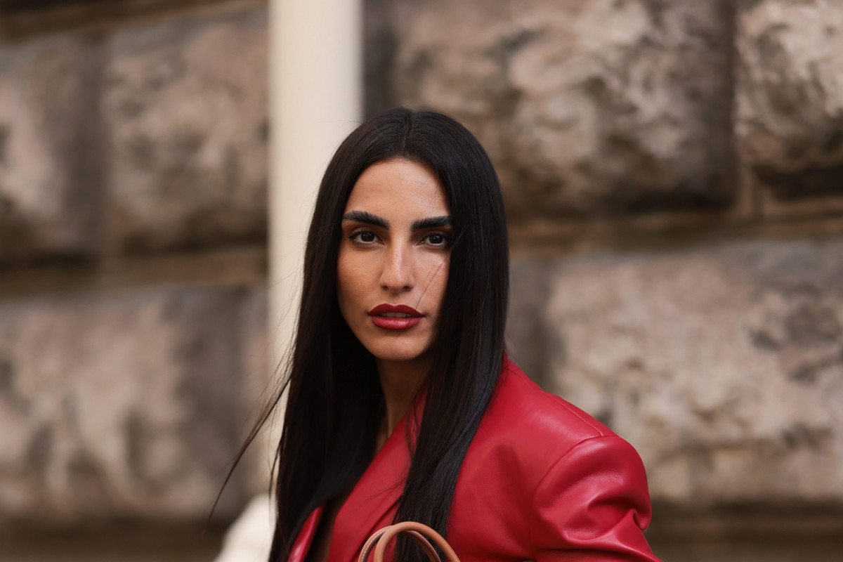 Street Style - Paris Fashion Week - Womenswear Spring/Summer 2025 - Day Six