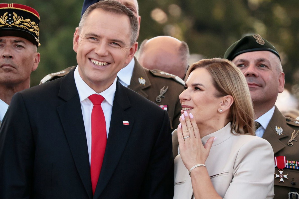 Szymon Hołownia, Karol Nawrocki, Marta Nawrocka, Defilada Wojskowa na Wisłostradzie, Obchody Święta Wojska Polskiego, Warszawa, 15.08.2025 r. - jamnik