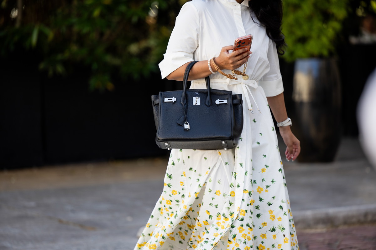 Street Style - Paris Fashion Week - Haute Couture Fall/Winter 2026/2027 - Day 1