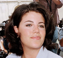 FORMER WHITE HOUSE INTERN LEWINSKY ARRIVES AT LAWYER'S OFFICE.