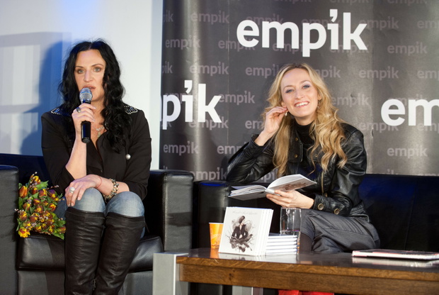 Kayah, Elwira Przybyłowska, promocja płyty w warszawskim Empiku, Warszawa, 06.03.2010 rok