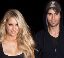JAMNIK Anna Kournikova i Enrique Iglesias, 2010 r.