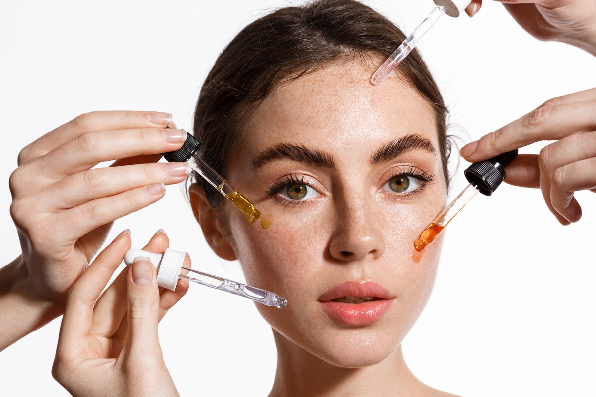 kobieta z serum
