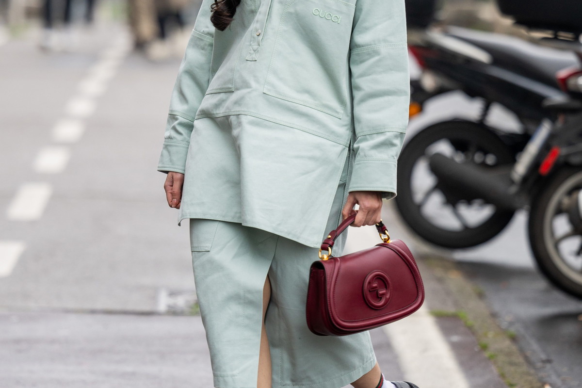 Street Style - Day 1 - Milan Fashion Week - Womenswear Fall/Winter 2025/2026