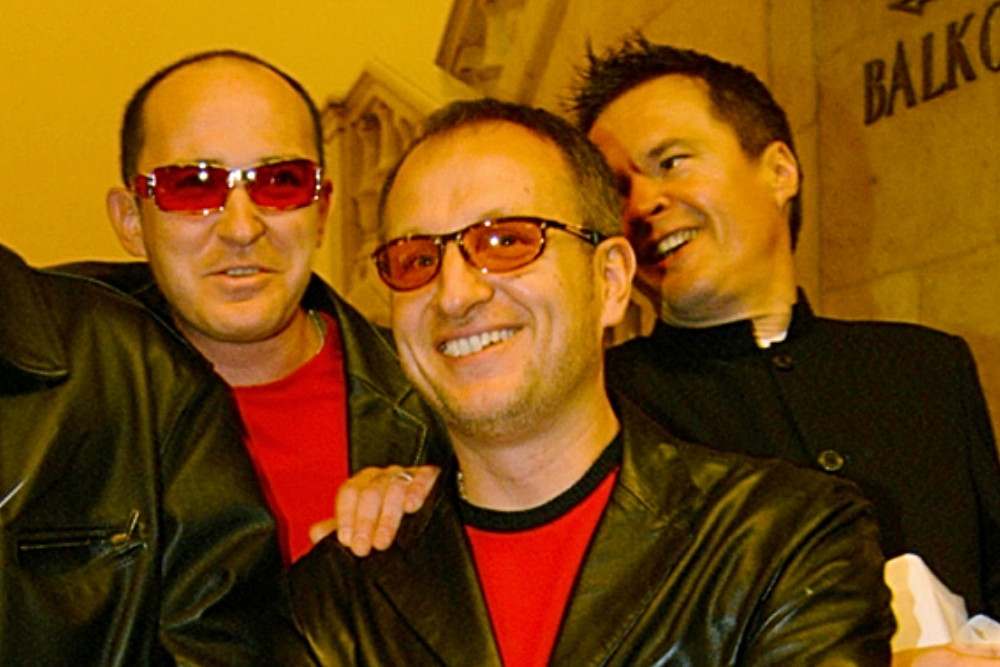 Marek Kościkiewicz, Robert Chojnacki, Andrzej Krzywy, 2002