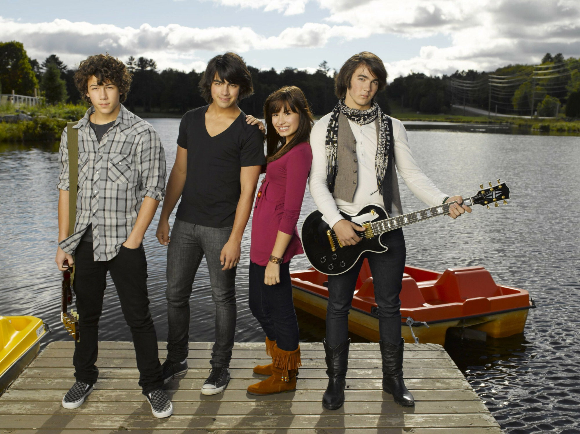 Nick Jonas, Joe Jonas, Demi Lovato, Kevin Jonas, 2008 rok. Camp Rock