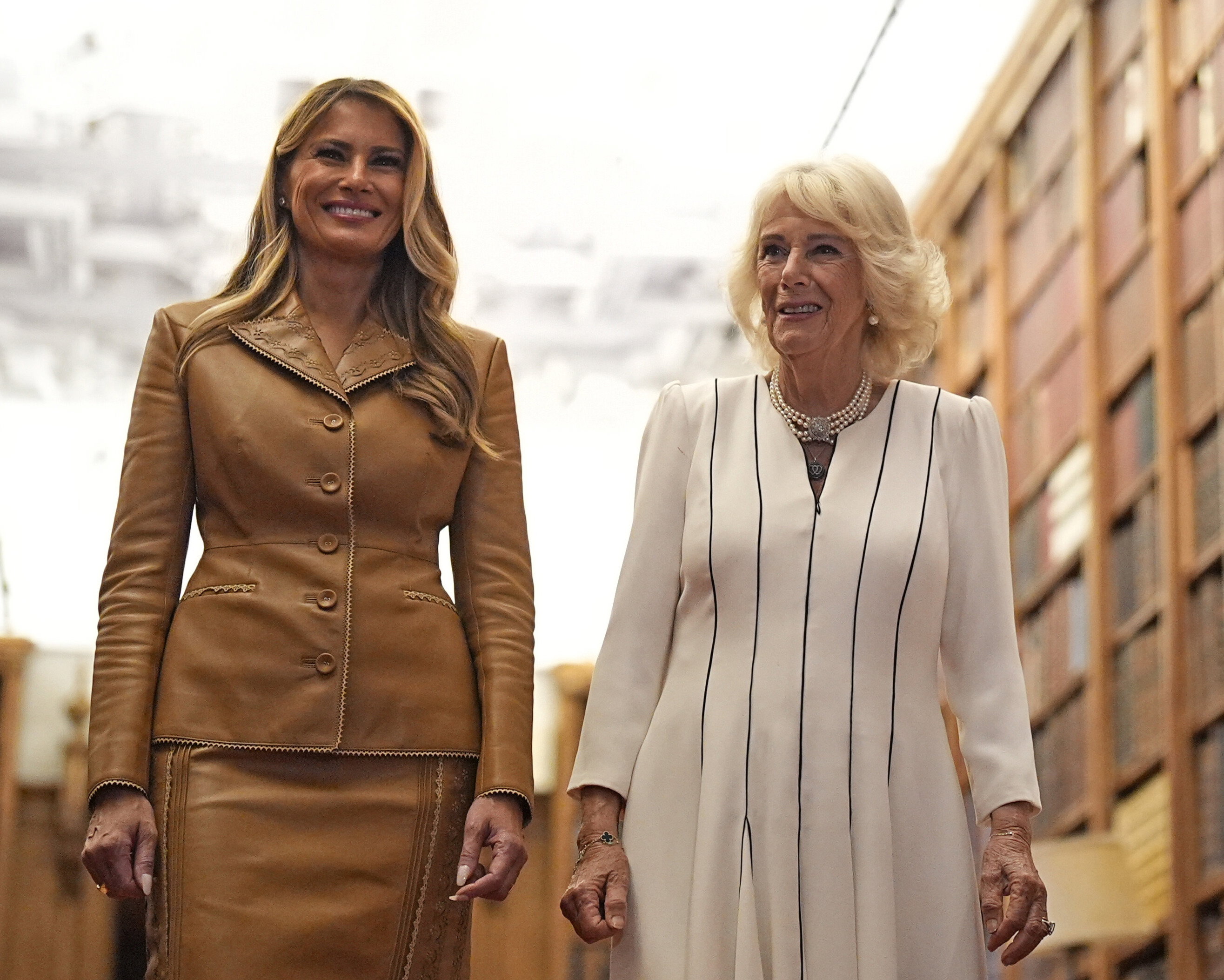 Melania Trump, królowa Camilla