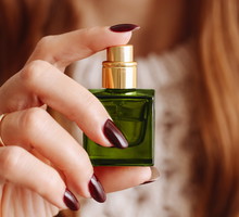 Otulające perfumy poniżej 150 zł