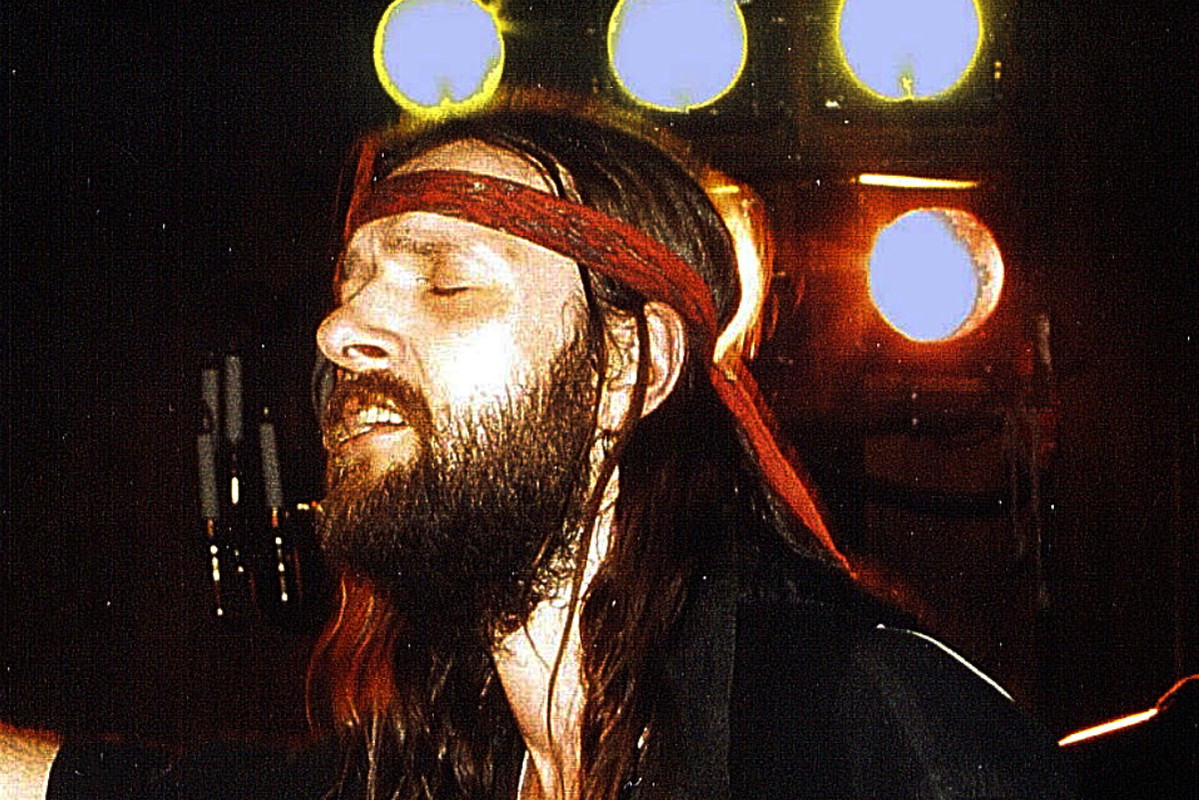 Koncert zespołu Dżem. Na zdj.: Ryszard Riedel, Krosno, 1991