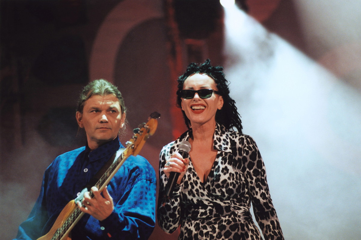 Kora, 2000 rok