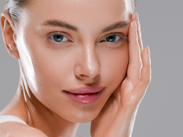Beautiful woman face with healthy clean slon spa concept cosmetic skin care
