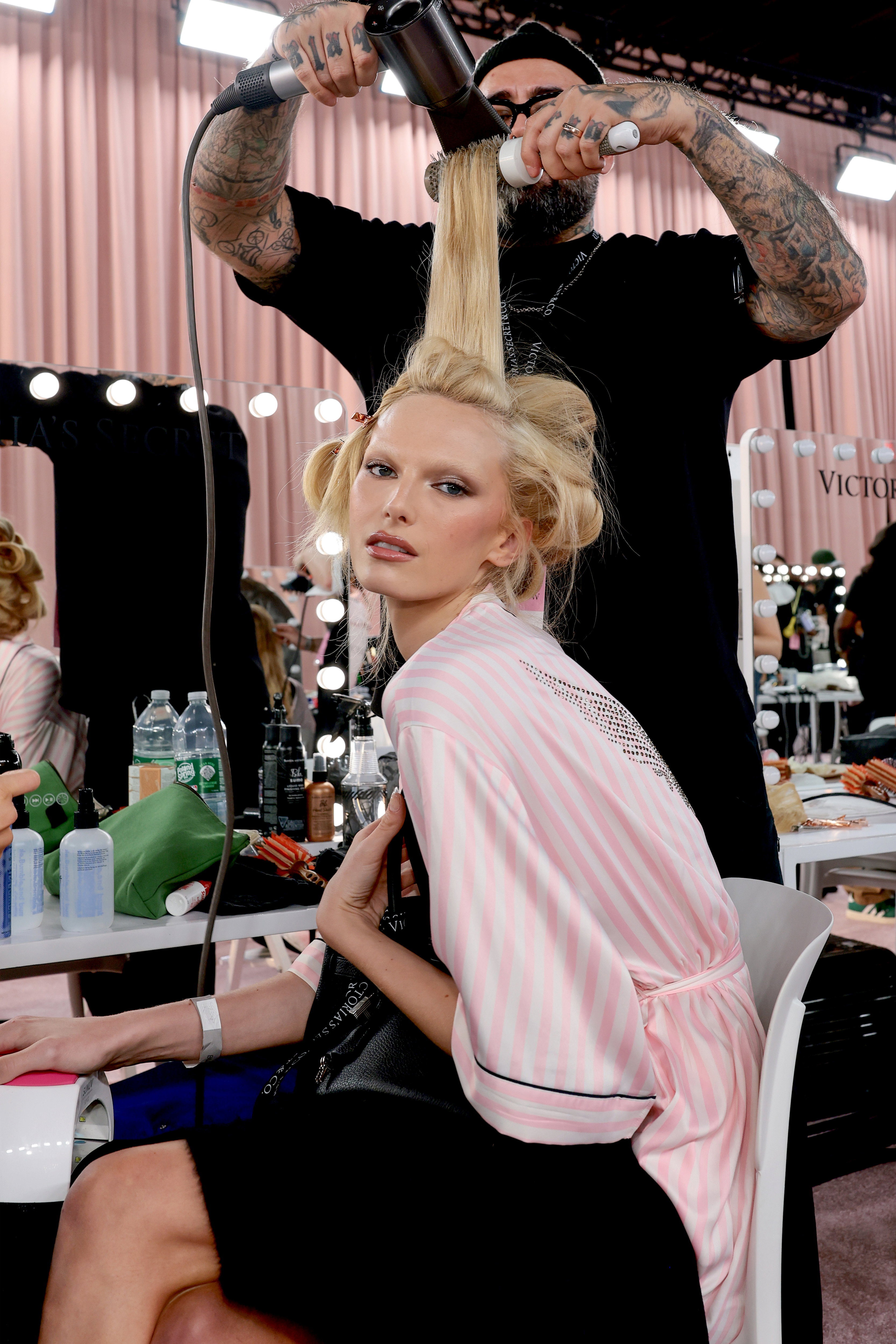 Victoria's Secret Fashion Show 2025 - Hair &amp; Makeup