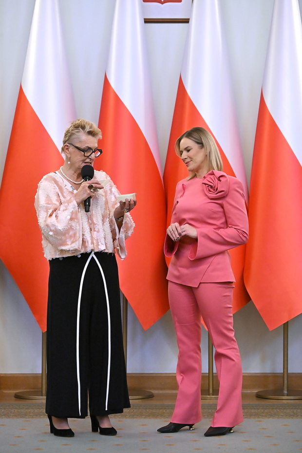 Krystyna Wechmann, Marta Nawrocka