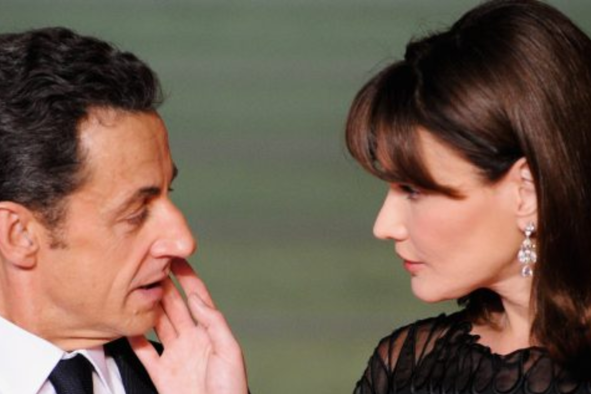 jamnik 1200x1200 (88)Carla Bruni i Nicolas Sarkozy 2009 r.