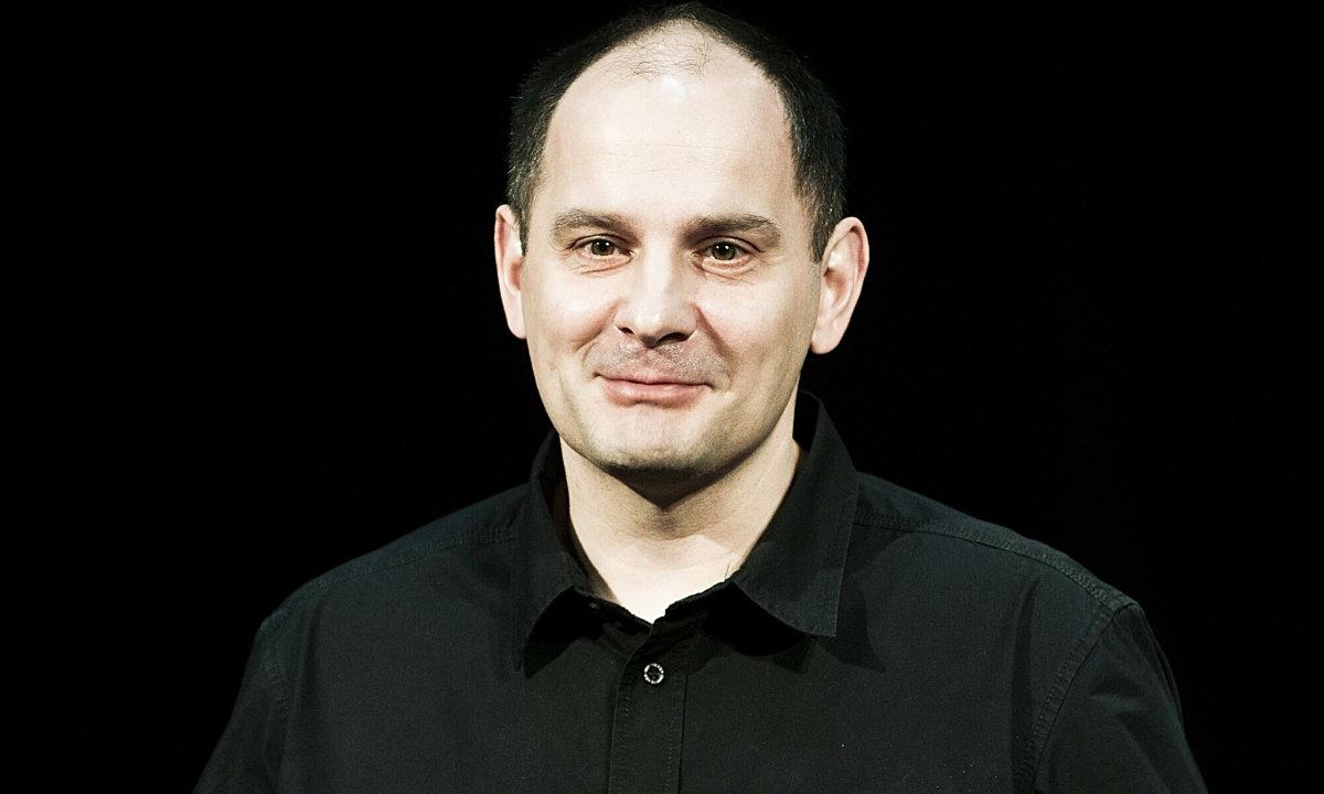 Ireneusz Krosny, 20.04.2015 Teatr Capitol, Najnowszy autorski pantomimiczny spektakl komediowy najslynniejszego polskiego mima Ireneusza Krosnego pt. "Mowa ciala".