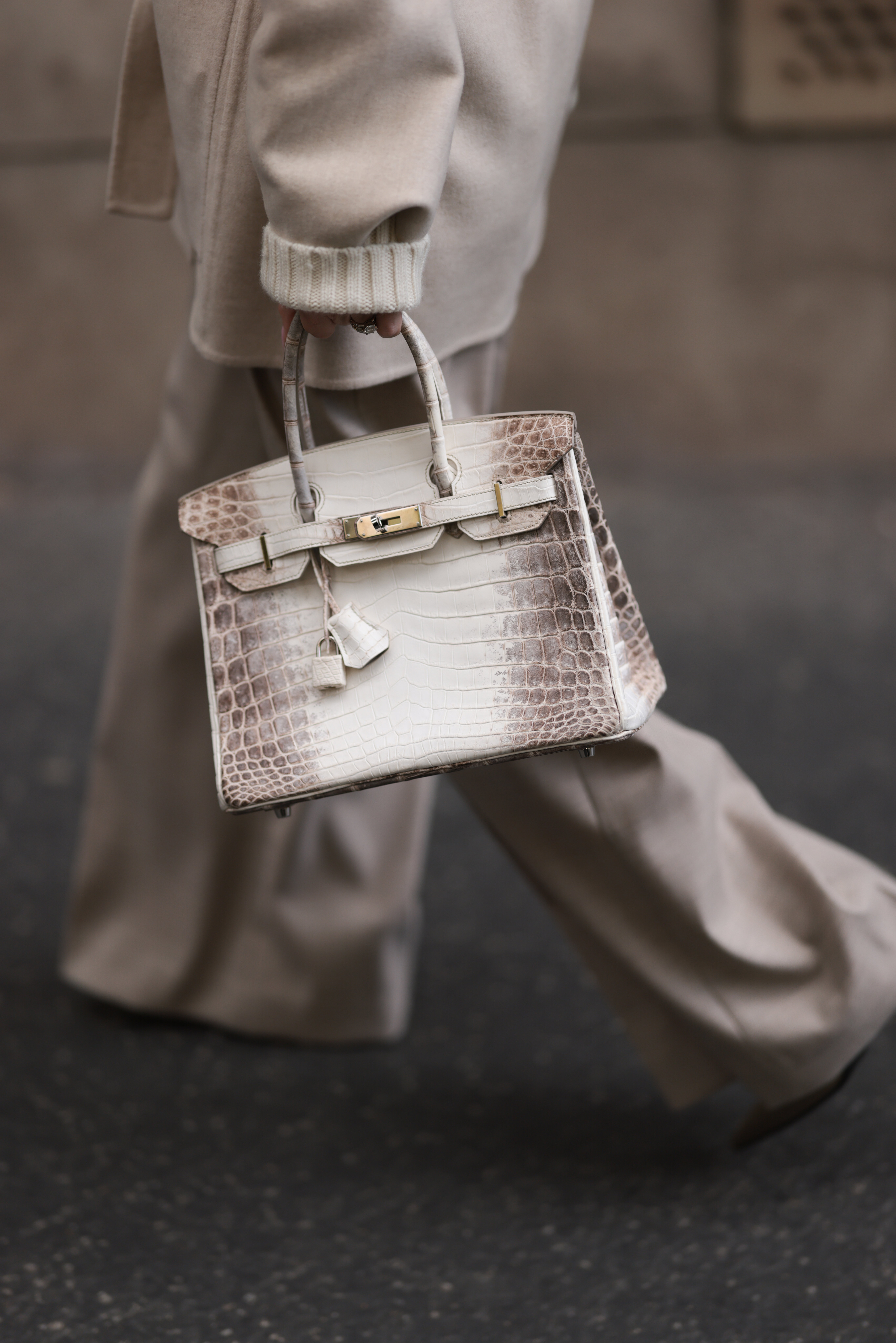 Street Style - Paris Fashion Week - Womenswear Spring/Summer 2025 - Day Six