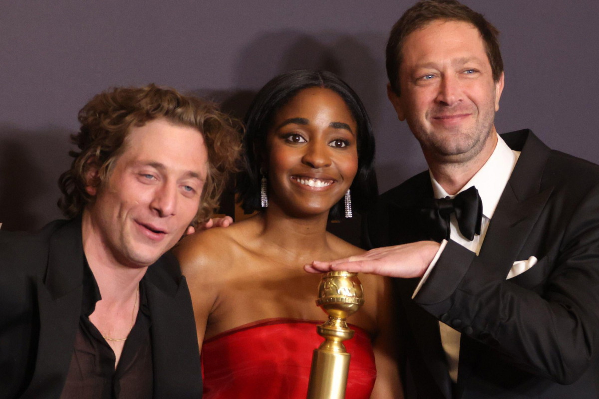 jamniki (2) (27) Jeremy Allen White, Ayo Edebiri, i Ebon Moss-Bachrach