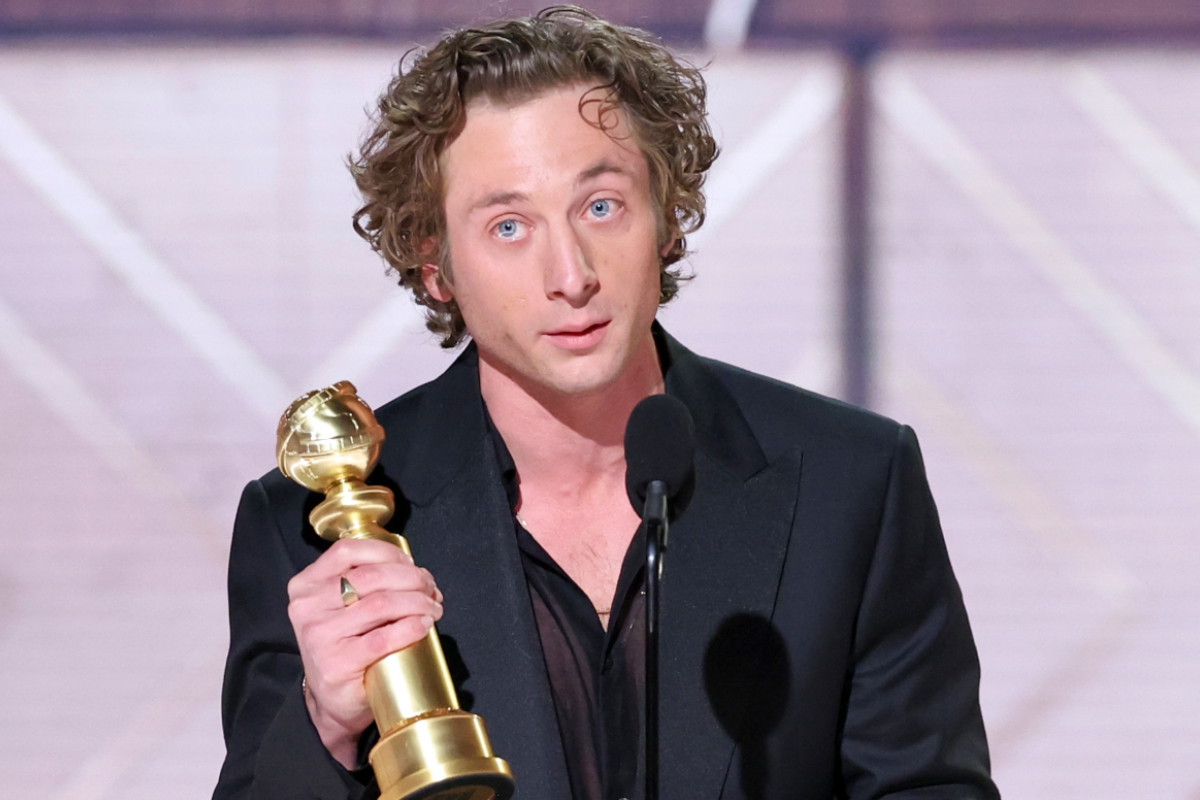 jamniki Jeremy Allen White