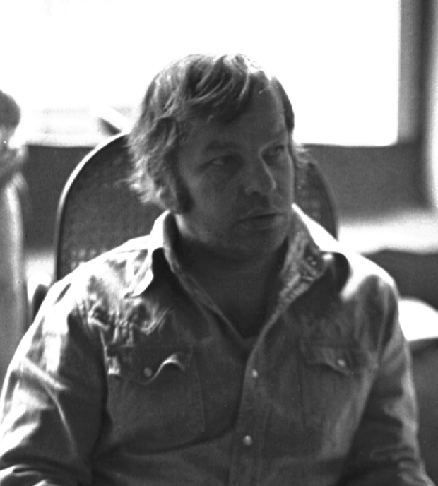 1977. Aktor, poeta , współtwórca Piwnicy pod Baranami Wiesław Dymny