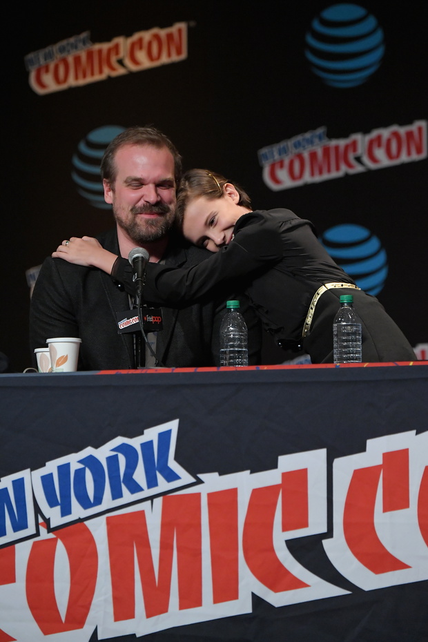 Millie Bobby Brown, David Harbour, 2016 rok